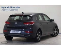 Hyundai i30 1.0 TGDI Klass LR 48V 120 de 2024 con 16.256 Km por 21.500 EUR. en Madrid