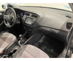 Hyundai i20 1.2 MPI Essence LE de 2020 con 42.300 Km por 12.900 EUR. en Barcelona