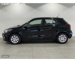 Hyundai i20 1.2 MPI Essence LE de 2020 con 42.300 Km por 12.900 EUR. en Barcelona