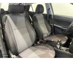 Hyundai i20 1.2 MPI Essence LE de 2020 con 42.300 Km por 12.900 EUR. en Barcelona