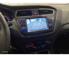 Hyundai i20 1.2 MPI Essence LE de 2020 con 42.300 Km por 12.900 EUR. en Barcelona