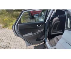 Hyundai Kona 1.0 TGDI 48V Maxx 4x2 de 2021 con 46.500 Km por 17.900 EUR. en Madrid