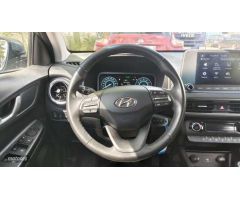 Hyundai Kona 1.0 TGDI 48V Maxx 4x2 de 2021 con 46.500 Km por 17.900 EUR. en Madrid