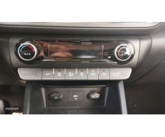 Hyundai Kona 1.0 TGDI 48V Maxx 4x2 de 2021 con 46.500 Km por 17.900 EUR. en Madrid