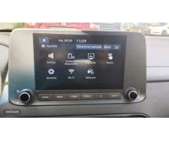 Hyundai Kona 1.0 TGDI 48V Maxx 4x2 de 2021 con 46.500 Km por 17.900 EUR. en Madrid