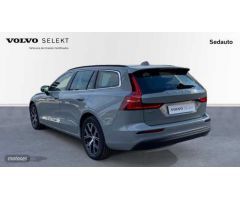 Volvo V 60 V60 Core, B4 Mild Hybrid, Diesel de 2025 con 3 Km por 44.900 EUR. en Murcia