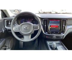 Volvo V 60 V60 Core, B4 Mild Hybrid, Diesel de 2025 con 3 Km por 44.900 EUR. en Murcia