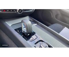 Volvo V 60 V60 Core, B4 Mild Hybrid, Diesel de 2025 con 3 Km por 44.900 EUR. en Murcia