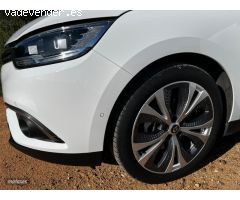 Renault Scenic 1.3 TCe 140 Energy Zen de 2019 con 150.000 Km por 14.850 EUR. en Toledo