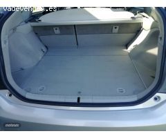 Toyota Prius 1.8 advance de 2010 con 322.000 Km por 8.600 EUR. en Cantabria