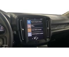 Volvo XC40 1.5 T2 CORE AUTO 129 5P de 2023 con 35.980 Km por 29.900 EUR. en Madrid