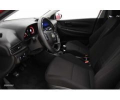 Hyundai Bayon 1.2 MPI Klass de 2024 con 14.977 Km por 16.900 EUR. en Alicante