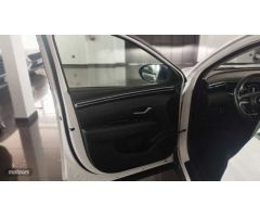 Hyundai Tucson Tucson 1.6 TGDI PHEV Maxx AT de 2022 con 17.500 Km por 29.900 EUR. en Madrid