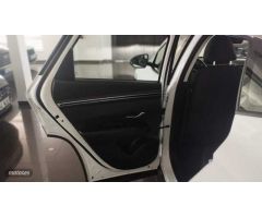 Hyundai Tucson Tucson 1.6 TGDI PHEV Maxx AT de 2022 con 17.500 Km por 29.900 EUR. en Madrid