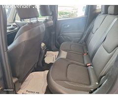 Jeep Renegade 1.5 HYBRID AUT. NIGHT EAGLE 5P de 2022 con 65.097 Km por 19.900 EUR. en Pontevedra