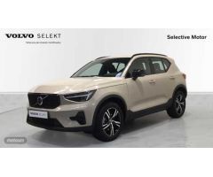 Volvo XC40 XC40 PLUS B3 MILD HYBRID GASOLINA de 2025 con 4 Km por 40.900 EUR. en Cantabria