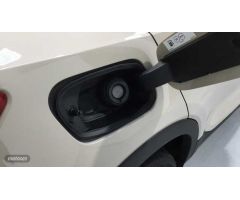 Volvo XC40 XC40 PLUS B3 MILD HYBRID GASOLINA de 2025 con 4 Km por 40.900 EUR. en Cantabria