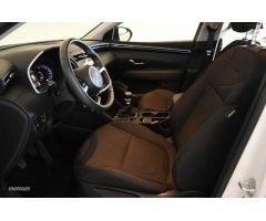 Hyundai Tucson 1.6 TGDI Klass 4x2 de 2024 con 10.835 Km por 25.990 EUR. en Pontevedra