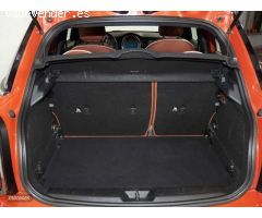 Mini Cooper Mini Cooper Aut. de 2019 con 69.200 Km por 18.990 EUR. en Cadiz