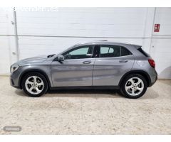 Mercedes Clase GLA 180 de 2019 con 90.000 Km por 19.800 EUR. en Sevilla