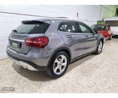 Mercedes Clase GLA 180 de 2019 con 90.000 Km por 19.800 EUR. en Sevilla