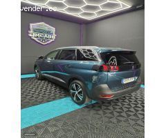Peugeot 5008 ALLURE de 2018 con 113.018 Km por 16.200 EUR. en Granada