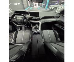 Peugeot 5008 ALLURE de 2018 con 113.018 Km por 16.200 EUR. en Granada