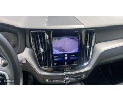 Volvo XC 60 XC60 B4(D) AWD R-Design Automatico de 2021 con 73.644 Km por 37.450 EUR. en Navarra