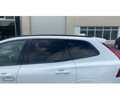 Volvo XC 60 XC60 B4(D) AWD R-Design Automatico de 2021 con 73.644 Km por 37.450 EUR. en Navarra