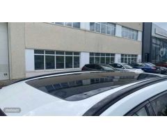 Volvo XC 60 XC60 B4(D) AWD R-Design Automatico de 2021 con 73.644 Km por 37.450 EUR. en Navarra