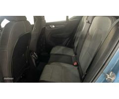 Volvo XC40 XC40 Recharge Core, T4 Hibrido enchufable, Gasolina, Bright de 2023 con 16.000 Km por 39.