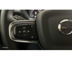 Volvo XC40 XC40 Recharge Core, T4 Hibrido enchufable, Gasolina, Bright de 2023 con 16.000 Km por 39.