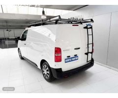 Peugeot Expert FURGON 1.6 HDI 95CV de 2019 con 102.000 Km por 18.500 EUR. en Guipuzcoa