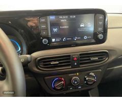 Hyundai i10 1.0 MPI Klass de 2024 con 12.807 Km por 14.450 EUR. en Barcelona