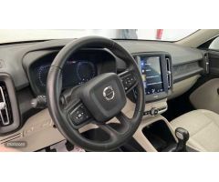 Volvo XC40 1.5 T3 156 5P de 2018 con 100.000 Km por 20.500 EUR. en Cadiz