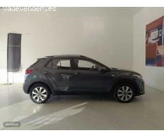 Kia Stonic 1.2 DPI CONCEPT 84 5P de 2022 con 23.827 Km por 17.000 EUR. en Cadiz