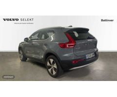 Volvo XC40 1.5 T5 RECHARGE INSCRIPTION EXP DCT 262 5P de 2022 con 57.459 Km por 31.900 EUR. en Madri