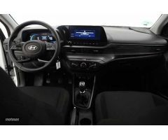 Hyundai Bayon 1.2 MPI Klass de 2024 con 12.468 Km por 16.900 EUR. en Alicante