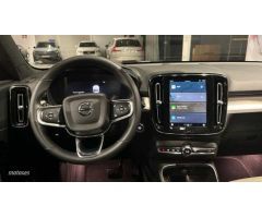 Volvo XC40 XC40 Core, B3 Mild hybrid, Gasolina de 2024 con 27.528 Km por 33.900 EUR. en Valencia