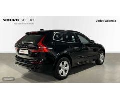 Volvo XC 60 XC60 Core, B4 Semihibrido, Diesel de 2024 con 24.000 Km por 40.900 EUR. en Valencia