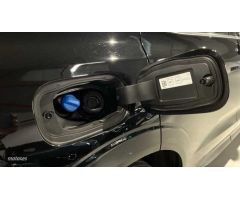 Volvo XC 60 XC60 Core, B4 Semihibrido, Diesel de 2024 con 24.000 Km por 40.900 EUR. en Valencia