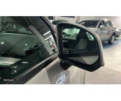 Volvo XC40 XC40 Core, B3 Mild hybrid, Gasolina de 2024 con 25.659 Km por 33.900 EUR. en Valencia