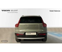 Volvo XC40 2.0 B3 CORE AUTO 163 5P de 2024 con 28.868 Km por 33.900 EUR. en Valencia