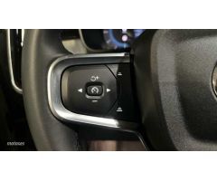 Volvo XC40 2.0 B3 CORE AUTO 163 5P de 2024 con 28.868 Km por 33.900 EUR. en Valencia