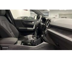 Volvo XC40 XC40 Recharge Core, Electrico Puro, Electrico de 2022 con 35.300 Km por 39.900 EUR. en Va