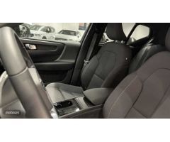 Volvo XC40 XC40 Recharge Core, Electrico Puro, Electrico de 2022 con 35.300 Km por 39.900 EUR. en Va