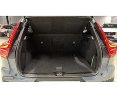 Volvo XC40 XC40 Recharge Core, Electrico Puro, Electrico de 2022 con 35.300 Km por 39.900 EUR. en Va