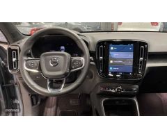 Volvo XC40 XC40 Recharge Core, Electrico Puro, Electrico de 2022 con 35.300 Km por 39.900 EUR. en Va