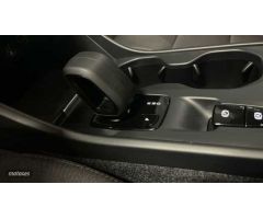 Volvo XC40 1.5 T5 RECHARGE INSCRIPTION EXP DCT 262 5P de 2022 con 40.000 Km por 30.900 EUR. en Valen