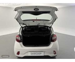 Hyundai i10 1.0 MPI Klass de 2024 con 8.183 Km por 12.900 EUR. en Barcelona